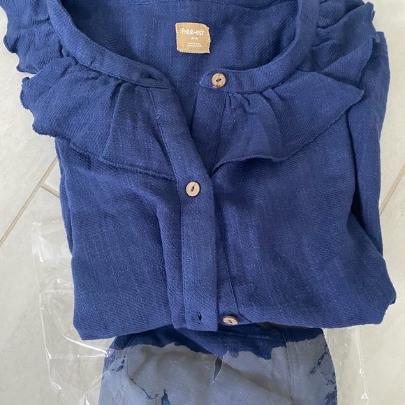 Navy Ruffled Button-Up Blouse and shorts Set - Picture 2 of 4